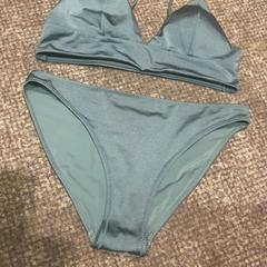 Bikini Groen, zgłoszono przez Van der Valk Hotel Apeldoorn - De Cantharel przy użyciu iLost