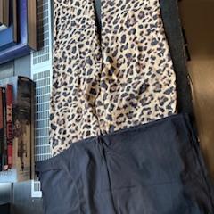 ブラウス がiLostで Hotel V Fizeaustraat によって報告されました