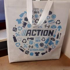 Bag Blauw wit, som rapportert av Connexxion Zeeuws-Vlaanderen ved bruk av iLost