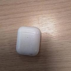 Caixa para auriculares, como reportado por Qbuzz Fryslân utilizando o iLost