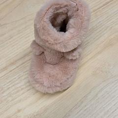 Bäbis skor baby, rapporterat av IKEA Älmhult med iLost