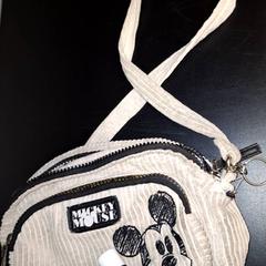 Taška, jak nahlášeno Qbuzz DMG pomocí iLost