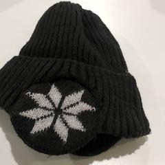 Kleding - Muts, jak nahlášeno Regio Oost-Vlaanderen pomocí iLost