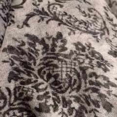 Châle, a été signalé par TivoliVredenburg utilisant iLost