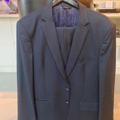 Blazer black, as reported by Room Mate Bruno using iLost