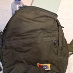 Rugtasje groen, come riportato da Qbuzz DMG utilizzando iLost