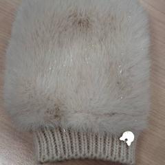 Gloves, as reported by IKEA Caen Fleury-sur-Orne using iLost