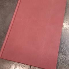 كتاب، كما تم الإبلاغ عنه بواسطة Rotterdam The Hague Airport عبر iLost