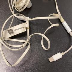 Headphones, as reported by ibis Styles Rotterdam Ahoy using iLost