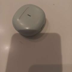 Hörlursfodral, rapporterat av Arriva Limburg Zuid med iLost