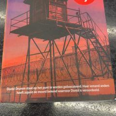 Bok, rapporterat av Rotterdam The Hague Airport med iLost