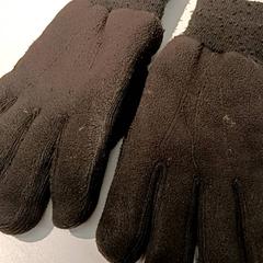 Handschoenen paar Mannen, come riportato da IKEA Groningen utilizzando iLost