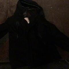 Klær Zwart, som rapportert av De Heeren van Aemstel ved bruk av iLost