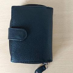 Wallet - Vandendries, as reported by Centraal magazijn using iLost