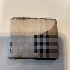 Wallet Hannah, UK, as reported by Gemeente Amsterdam - Bureau Gevonden Voorwerpen using iLost