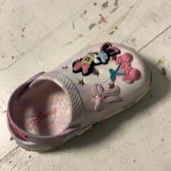 Chaussure, a été signalé par Artis utilisant iLost