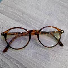 Ulleres, segons ha informat EBS Tramplein mitjançant iLost