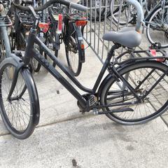 Herenfiets theo schilder, ha sido reportado por Stadswerk072 con iLost