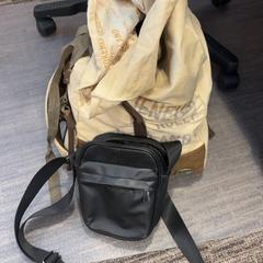 Tassen がiLostで Gemeente Gooise Meren によって報告されました