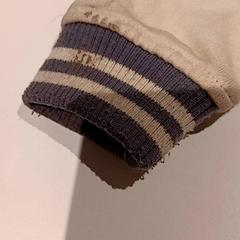 Chaqueta, ha sido reportado por De Efteling con iLost