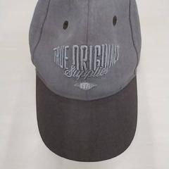 Casquette, a été signalé par Arriva Limburg Zuid utilisant iLost