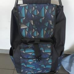 Boodschappentrolley Blauw-zwart Royal Swiss., as reported by Centraal magazijn using iLost
