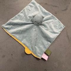 Peluche, a été signalé par IKEA Duiven utilisant iLost