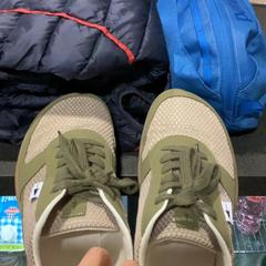 Shoe Blue, Green+ jacket+ bag, as reported by MEININGER Hotel Vienna Downtown Sissi using iLost
