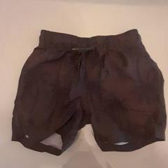 Swimming trunks Bruin, as reported by Van der Valk Hotel Schiphol using iLost