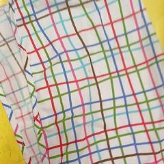 아기 천 & 블랭키 A carreaux, coloré, iLost를 사용하여 IKEA Lille에 보고됨