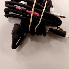 Nabíječka samsung oplader, jak nahlášeno Heidelberglaan 15 pomocí iLost