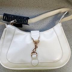 Bossa Lamabdi, segons ha informat Regio Limburg - Leuven mitjançant iLost