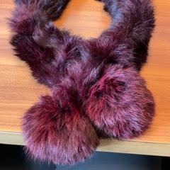 Kožešinový límec bond, jak nahlášeno Pathé Rembrandt Utrecht pomocí iLost