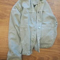 Veste, a été signalé par HTM utilisant iLost