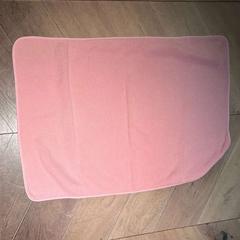 Eskuoihala Pink, gisa salatu by Hotel Apeldoorn iLost erabiliz