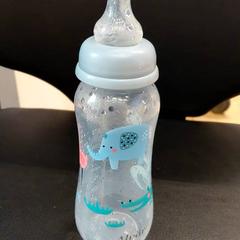Feeding bottle, as reported by IKEA Nantes using iLost