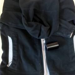 Kleding - Gilet, a été signalé par Centraal magazijn utilisant iLost