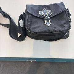 バッグ Tasje がiLostで Arriva Limburg Zuid によって報告されました