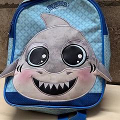 Motxila, gisa salatu by Arriva Oost-Brabant iLost erabiliz