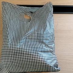 Taška - Plastieke tas, jak nahlášeno Centraal magazijn pomocí iLost