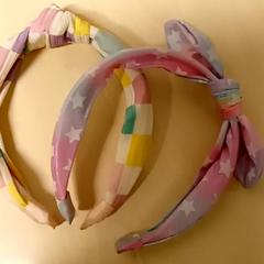 Haarband Pink, gemeldet von Mövenpick Hotel Amsterdam City Centre über iLost