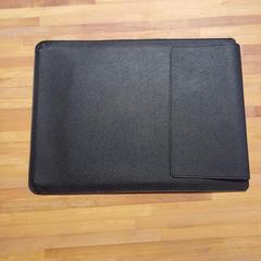 Funda para portátil, ha sido reportado por Bolognalaan 101 con iLost