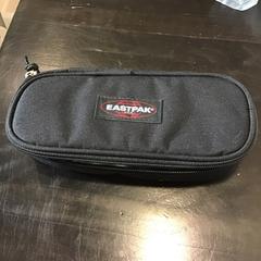 Etui, gemeldet von Qbuzz U-OV über iLost