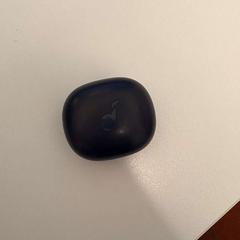 Bluetooth oortje bose, zoals gemeld door Ramada by Wyndham Amsterdam Airport Schiphol met iLost