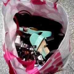 Woman stuff in general، كما تم الإبلاغ عنه بواسطة MEININGER Hotel Innsbruck Zentrum عبر iLost