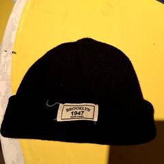 Kšiltovka, jak nahlášeno IKEA Villiers-sur-Marne pomocí iLost