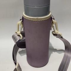 Botella para beber, ha sido reportado por IKEA横浜 con iLost