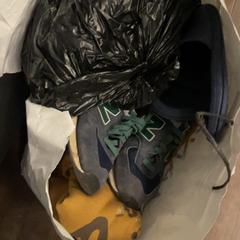 Chaussure & Vêtements Cloths, a été signalé par MEININGER Hotel Dresden Zentrum utilisant iLost