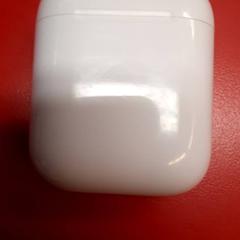 Airpods case, zoals gemeld door UvA REC met iLost