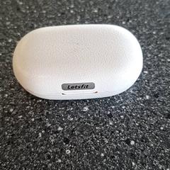 Étui pour écouteurs, a été signalé par Connexxion Amstelveen utilisant iLost